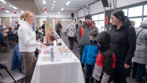 Vu d'ici_S28E11_TOPO1_EXPO-CADEAUX_SANS-CADRE